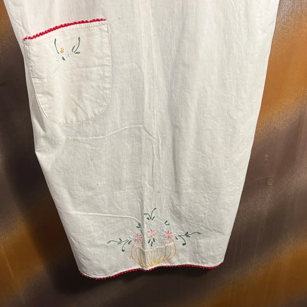Vintage charming apron